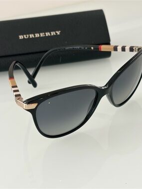 Burberry Luxury Sophisticated Cat Eye Black Acetate Sunglasses